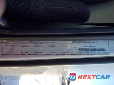 Zdjęcie 10 z 10 samochodu: 2023 VOLVO VNL SEMI TRUCK VIN:4V4NC9EG3PN316632 - miniatura