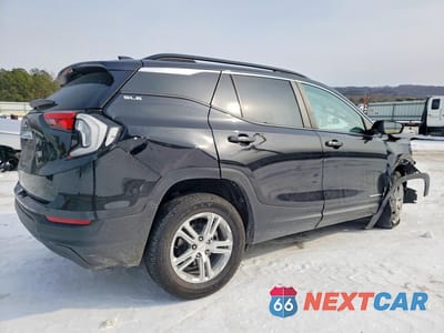 Trzecie zdjęcie samochodu z tyłu: 2021 GMC TERRAIN SLE VIN:3GKALMEV3ML367379 - miniatura