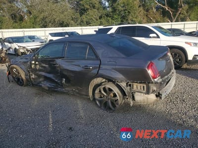 Drugie zdjęcie samochodu z przodu: 2023 CHRYSLER 300 S VIN:2C3CCABG0PH585211 - miniatura