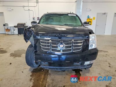 Piąte zdjęcie samochodu w środku: 2013 CADILLAC ESCALADE EXT VIN:3GYT4LEF1DG271015 - miniatura