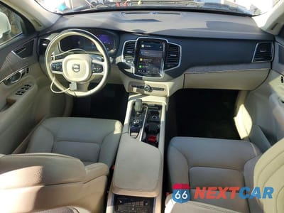 Zdjęcie 8 z 11 samochodu: 2023 VOLVO XC90 PLUS VIN:YV4062PN9P1924935 - miniatura