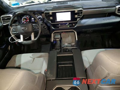 Zdjęcie 8 z 12 samochodu: 2025 TOYOTA TUNDRA SR5 VIN:5TFLA5DB6SX294212 - miniatura