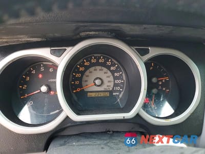 Zdjęcie 9 z 13 samochodu: 2004 TOYOTA 4RUNNER SR5 VIN:JTEZU14R140035030 - miniatura