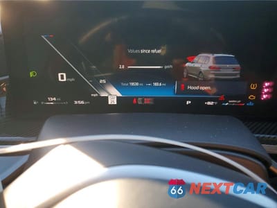 Zdjęcie 9 z 14 samochodu: 2025 BMW X7 M60I VIN:5UX33EM06S9X01439 - miniatura