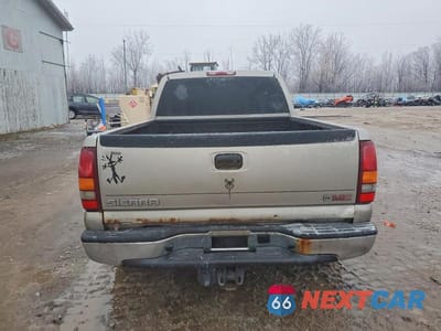 Zdjęcie 6 z 12 samochodu: 2002 GMC NEW SIERRA C1500 VIN:2GTEC19V621116523 - miniatura