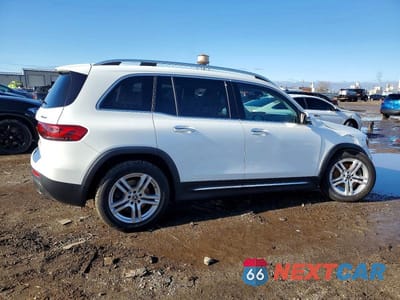 Trzecie zdjęcie samochodu z tyłu: 2021 MERCEDES-BENZ GLB 250 4MATIC VIN:W1N4M4HB4MW109334 - miniatura