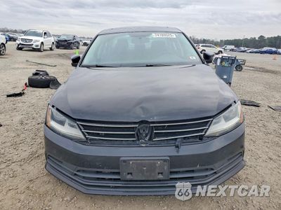 Piąte zdjęcie samochodu w środku: 2018 VOLKSWAGEN JETTA SE VIN:3VWB67AJ4JM218199 - miniatura