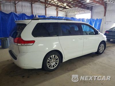 Trzecie zdjęcie samochodu z tyłu: 2014 TOYOTA SIENNA XLE VIN:5TDYK3DC6ES521764 - miniatura