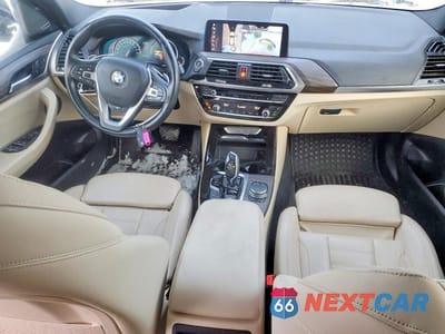 Zdjęcie 8 z 14 samochodu: 2019 BMW X3 XDRIVE30I VIN:5UXTR9C51KLE17712 - miniatura