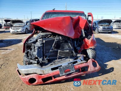 Piąte zdjęcie samochodu w środku: 2004 GMC SIERRA K2500 HEAVY DUTY VIN:1GTHK24U64E266279 - miniatura