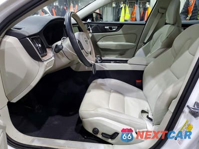 Zdjęcie 7 z 11 samochodu: 2022 VOLVO S60 B5 MOMENTUM VIN:7JRL12TZ8NG178092 - miniatura