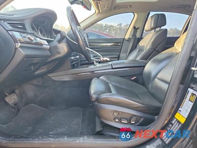 Zdjęcie 7 z 12 samochodu: 2012 BMW 750 VIN:WBAKC6C5XBC394373 - miniatura