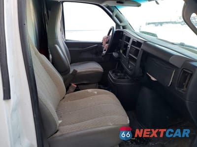 Zdjęcie 11 z 13 samochodu: 2017 CHEVROLET EXPRESS UTILITY / SERVICE VAN VIN:1HA6GUCG8HN002479 - miniatura