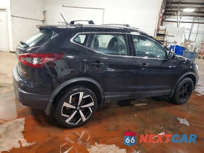 Trzecie zdjęcie samochodu z tyłu: 2022 NISSAN ROGUE SPORT SL VIN:JN1BJ1CW3NW482613 - miniatura