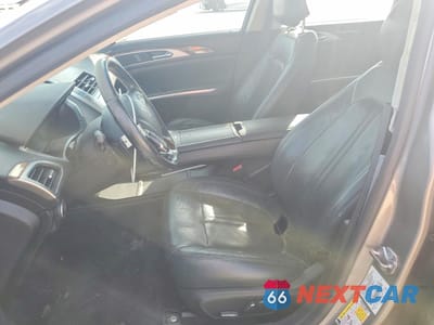 Zdjęcie 7 z 13 samochodu: 2015 LINCOLN MKZ VIN:3LN6L2GK8FR624976 - miniatura