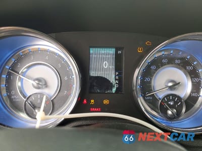 Zdjęcie 9 z 12 samochodu: 2013 CHRYSLER 300 VIN:2C3CCARG0DH528038 - miniatura