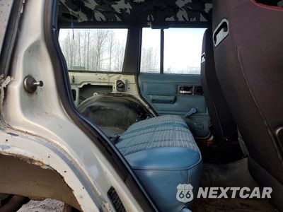 Zdjęcie 11 z 14 samochodu: 1987 JEEP CHEROKEE LAREDO VIN:1JCML7843HT135622 - miniatura