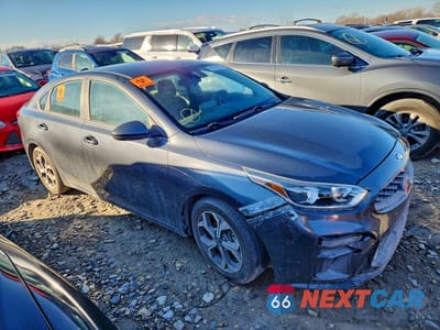 Czwarte zdjęcie samochodu z boku: 2020 KIA FORTE FE VIN:3KPF24AD7LE214606 - miniatura