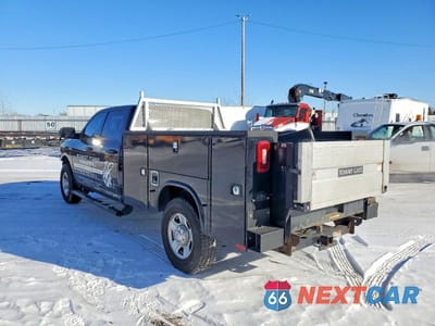 Drugie zdjęcie samochodu z przodu: 2022 RAM 3500 TRADESMAN UTILITY / SERVICE TRUCK VIN:3C63R2GJ1NG292605 - miniatura