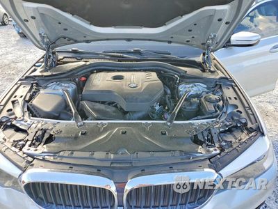 Zdjęcie 11 z 12 samochodu: 2017 BMW 530 XI VIN:WBAJA7C38HG903741 - miniatura