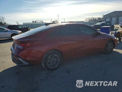 Trzecie zdjęcie samochodu z tyłu: 2024 HYUNDAI ELANTRA SEL VIN:KMHLM4DG3RU712147 - miniatura
