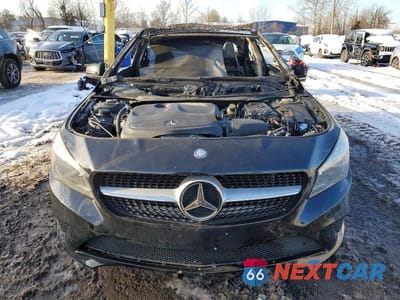 Piąte zdjęcie samochodu w środku: 2014 MERCEDES-BENZ CLA 250 4MATIC VIN:WDDSJ4GB3EN132271 - miniatura