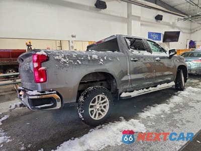 Trzecie zdjęcie samochodu z tyłu: 2020 CHEVROLET SILVERADO K1500 LT VIN:1GCUYDED3LZ303268 - miniatura