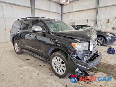 Czwarte zdjęcie samochodu z boku: 2016 TOYOTA SEQUOIA PLATINUM VIN:5TDDW5G11GS140626 - miniatura