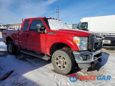Czwarte zdjęcie samochodu z boku: 2013 FORD F350 CREW CAB VIN:1FT8X3B65DEB22525 - miniatura