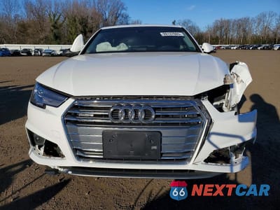 Piąte zdjęcie samochodu w środku: 2019 AUDI A4 PREMIUM VIN:WAUDNAF46KN018105 - miniatura