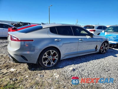 Trzecie zdjęcie samochodu z tyłu: 2020 KIA STINGER GT1 VIN:KNAE45LC5L6079399 - miniatura