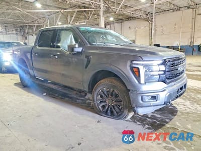 Czwarte zdjęcie samochodu z boku: 2025 FORD F150 LARIAT VIN:1FTFW5LD1SFB18496 - miniatura