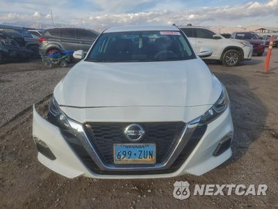 Piąte zdjęcie samochodu w środku: 2019 NISSAN ALTIMA S VIN:1N4BL4BV1KC245090 - miniatura