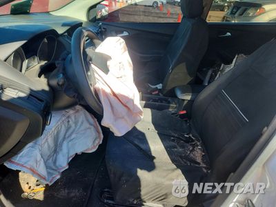Zdjęcie 7 z 12 samochodu: 2017 FORD FOCUS SE VIN:1FADP3F20HL320152 - miniatura