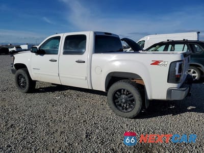 Drugie zdjęcie samochodu z przodu: 2011 GMC SIERRA K1500 SLE VIN:3GTP2VE35BG203733 - miniatura