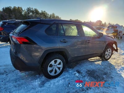 Trzecie zdjęcie samochodu z tyłu: 2024 TOYOTA RAV4 LE VIN:2T3F1RFV7RC463133 - miniatura