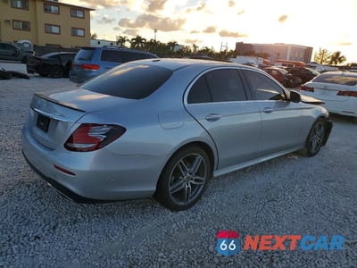 Trzecie zdjęcie samochodu z tyłu: 2019 MERCEDES-BENZ E 300 VIN:WDDZF4JB8KA576578 - miniatura