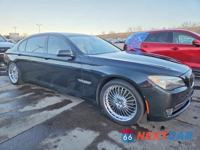 Czwarte zdjęcie samochodu z boku: 2011 BMW 750 LXI VIN:WBAKC8C5XBC433605 - miniatura