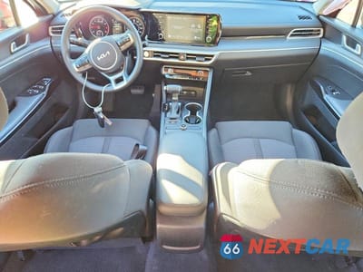 Zdjęcie 8 z 13 samochodu: 2024 KIA K5 LXS VIN:5XXG14J29RG257155 - miniatura