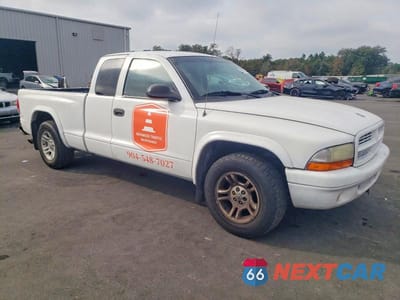 Czwarte zdjęcie samochodu z boku: 2002 DODGE DAKOTA SLT VIN:1B7GL42NX2S521966 - miniatura