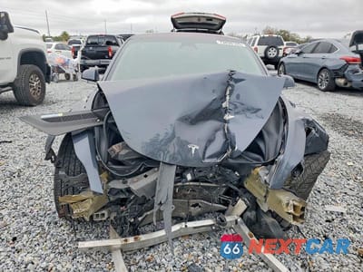 Piąte zdjęcie samochodu w środku: 2018 TESLA MODEL 3 VIN:5YJ3E1EA8JF047723 - miniatura