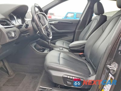 Zdjęcie 7 z 13 samochodu: 2019 BMW X1 XDRIVE28I VIN:WBXHT3C54K5L90726 - miniatura