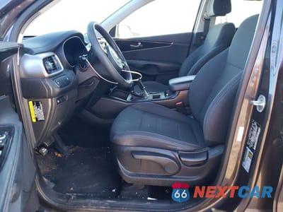 Zdjęcie 7 z 13 samochodu: 2018 KIA SORENTO VIN:5XYPGDA30JG393763 - miniatura