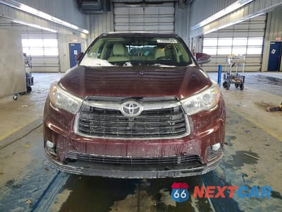Piąte zdjęcie samochodu w środku: 2015 TOYOTA HIGHLANDER XLE VIN:5TDKKRFH3FS081473 - miniatura
