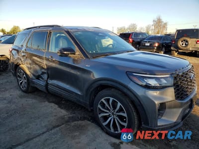 Czwarte zdjęcie samochodu z boku: 2025 FORD EXPLORER ST-LINE VIN:1FMUK7KH6SGA24042 - miniatura