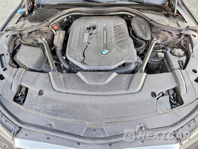 Zdjęcie 11 z 12 samochodu: 2017 BMW 740 I VIN:WBA7E2C57HG740342 - miniatura