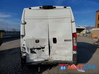 Zdjęcie 6 z 12 samochodu: 2023 RAM PROMASTER 2500 2500 HIGH VIN:3C6LRVCG8PE529925 - miniatura