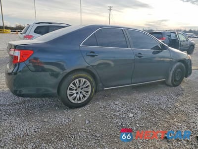 Trzecie zdjęcie samochodu z tyłu: 2012 TOYOTA CAMRY BASE VIN:4T4BF1FK5CR173145 - miniatura