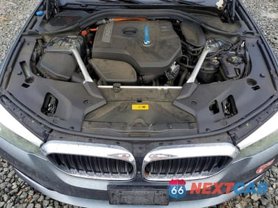 Zdjęcie 11 z 12 samochodu: 2019 BMW 5 SERIES VIN:WBAJA9C58KB253908 - miniatura