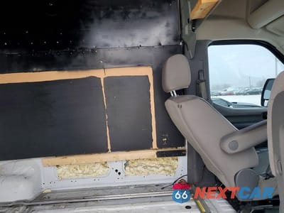 Zdjęcie 11 z 14 samochodu: 2020 NISSAN NV 2500 DELIVERY VAN VIN:1N6BF0LY2LN806872 - miniatura